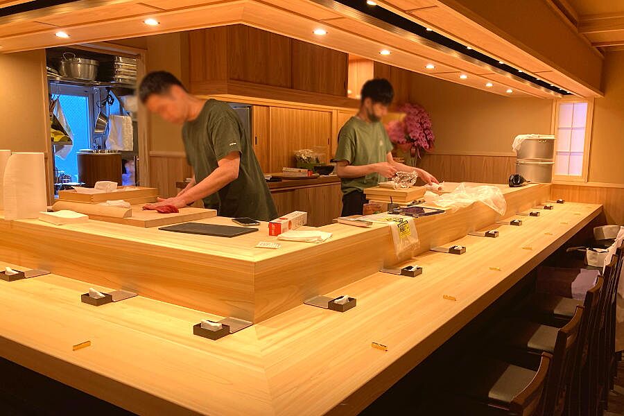 【恵比寿】ミシュラン獲得店で修業した職人の寿司が味わえる「鮨 結う 翼」オープン！